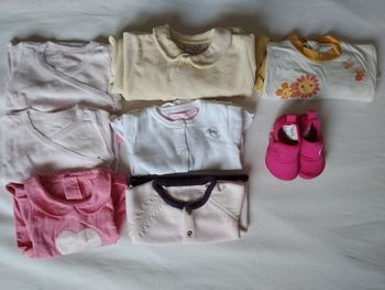 Lot de vêtements bébé fille taille 3 mois