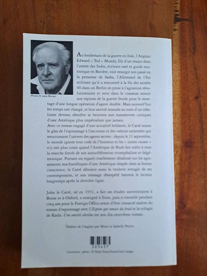 Livre Une Amitié Absolue, John le Carré - photo numéro 2