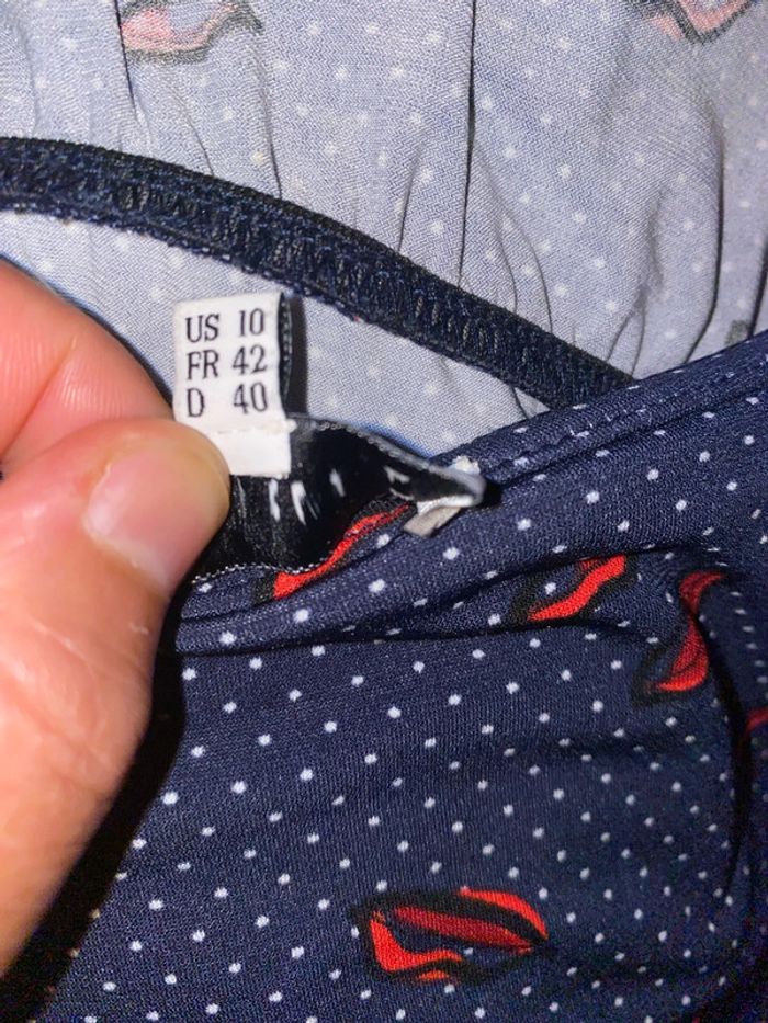 💋 Robe portefeuille bleue à imprimé lèvres Taille 42 Warehouse - photo numéro 6