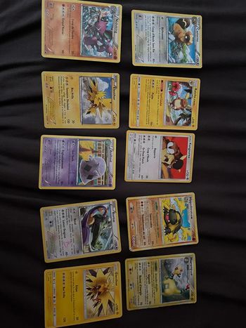 Lot de 10 cartes Pokémon