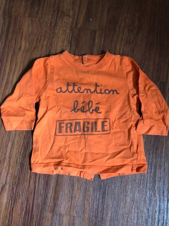 Pull orange 6 mois