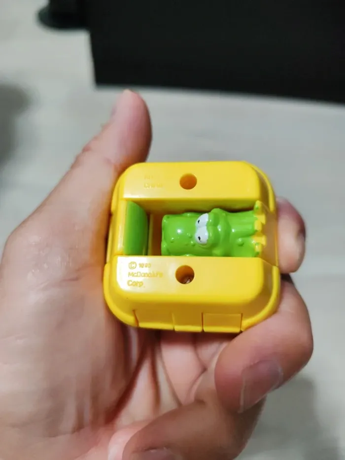 Figurine Transformers McDonald's - photo numéro 8