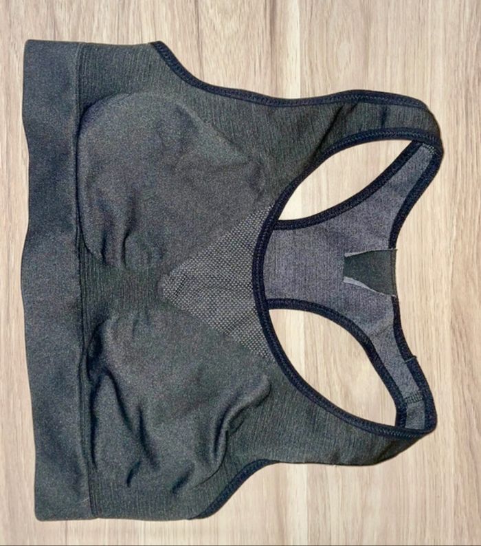 brassière de sport - photo numéro 2