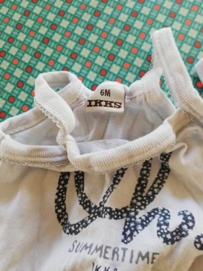 Ikks barboteuse + bodie robe 6 mois - photo numéro 3