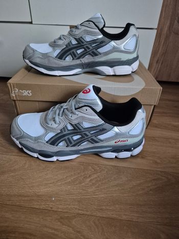Asics gel nyc taille 43,5
