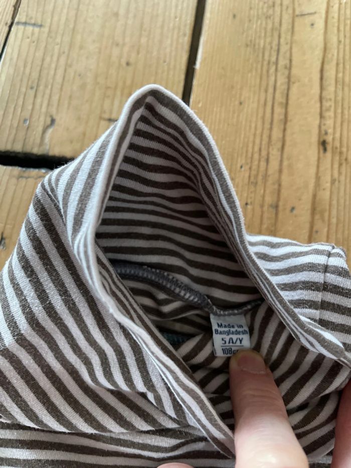 T-shirt manches longues col, roulé cinq ans - photo numéro 2