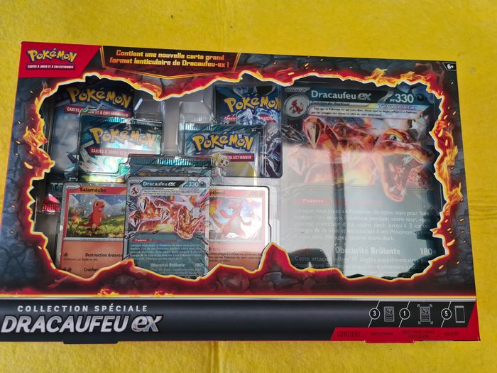 Coffret Dracaufeu EX collection spécial 5 boosters
