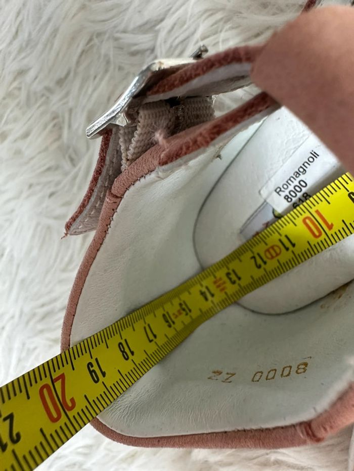 Paire de sandales rose Romagnoli taille 22 - photo numéro 5