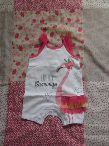 Barboteuse blanche fines bretelles 3 mois