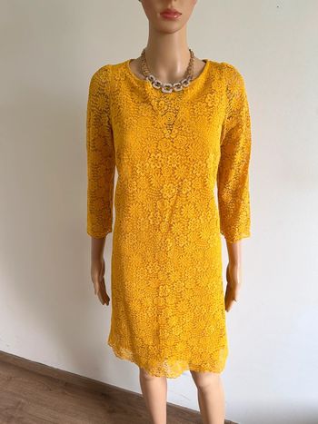 Robe jaune en dentelle Naf Naf taille 38 excellent état