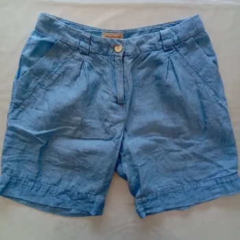 Short femme MOMONI