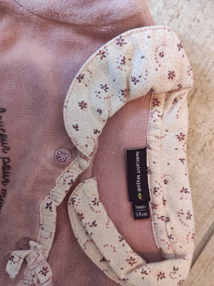 Lot pyjamas et combinaison 1 mois - photo numéro 5