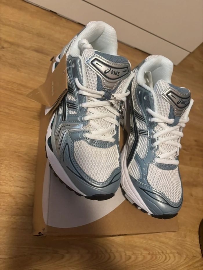 Asics Gel-Kayano 14 Bleu 44 - photo numéro 3