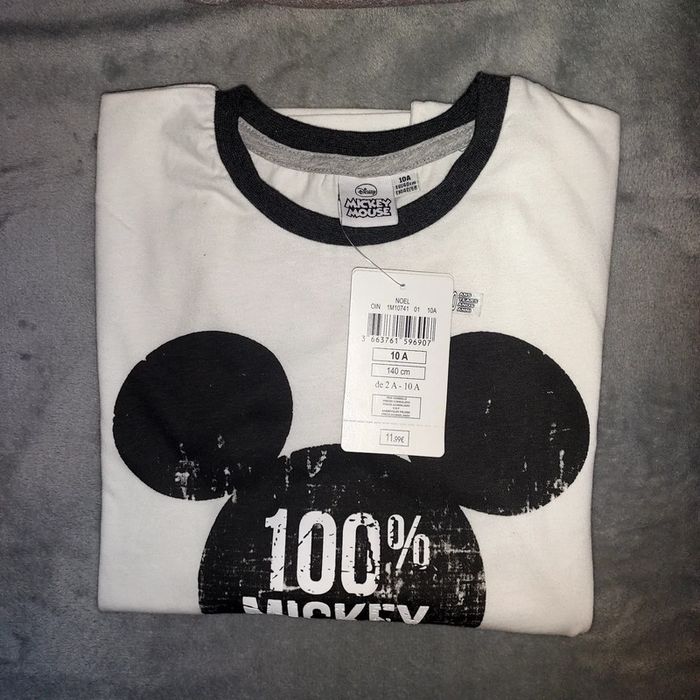 T-shirt manches longues neuf - photo numéro 2