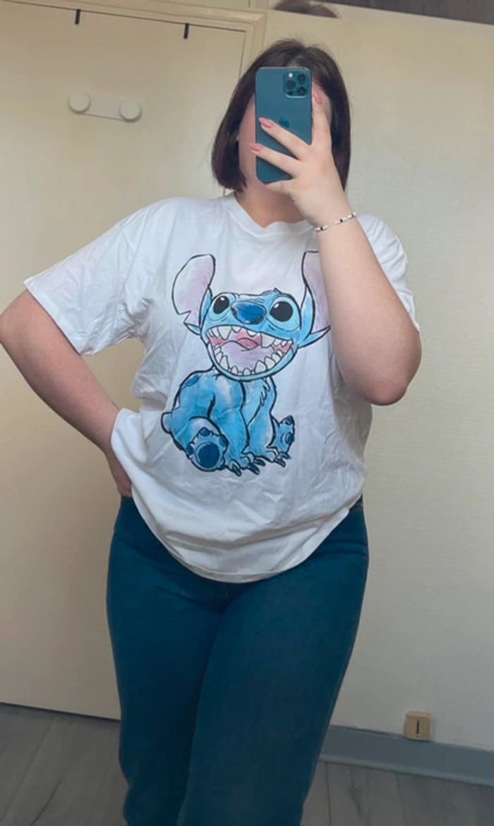 T shirt stitch neuf taille xl