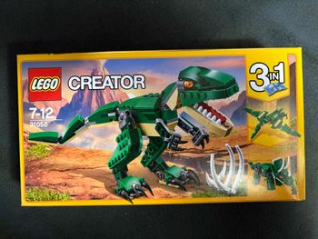 LEGO Creator 3-en-1 Le Dinosaure Féroce 31058 LEGO