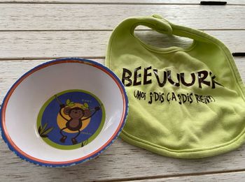Bavoir humoristique + assiette repas bébé enfant