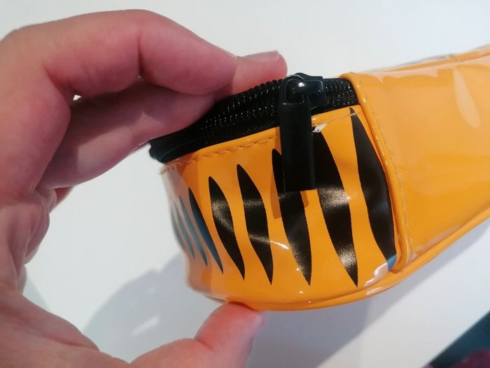 Trousse Garfield 🐱 - photo numéro 9