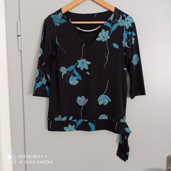 Top noir à fleurs turquoise t38/40