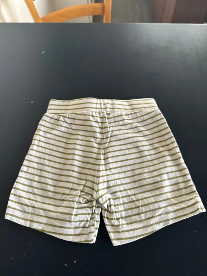 Short rayures vertes 12/18 mois 86 cm - photo numéro 2