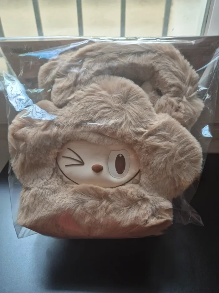 Popmart sac labubu The monsters marron