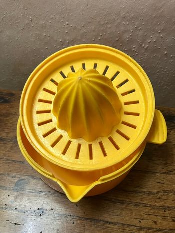 Vintage-Presse agrumes jaune-Syla
