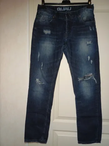 Jeans Guru