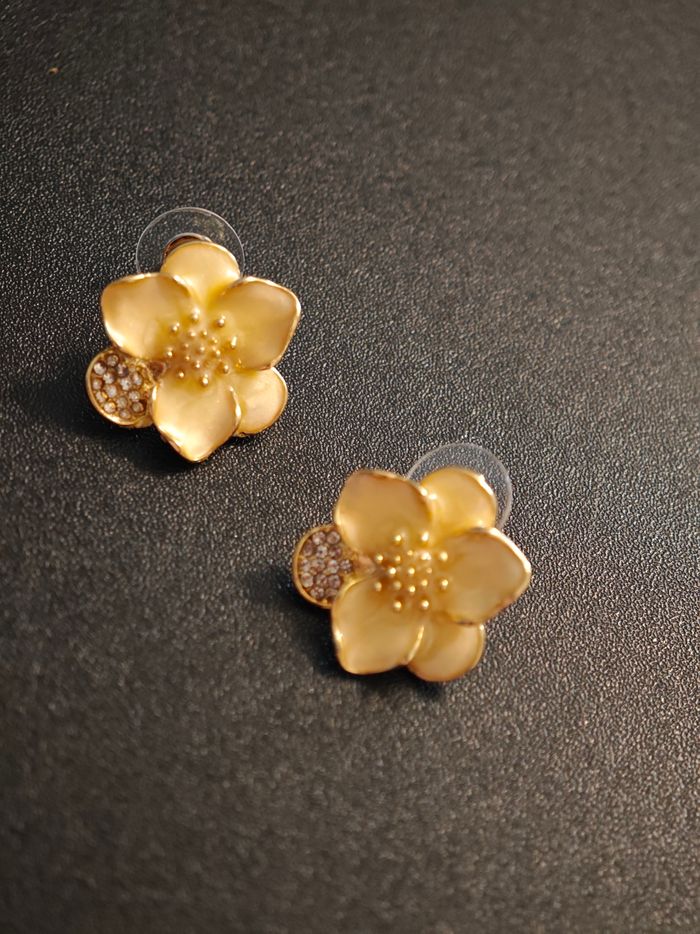 Boucle d'oreille - photo numéro 3