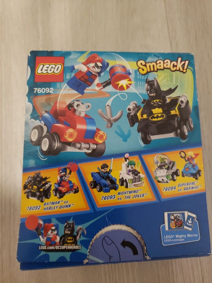 Lego 76092 Batman contre Harley Quinn - photo numéro 3