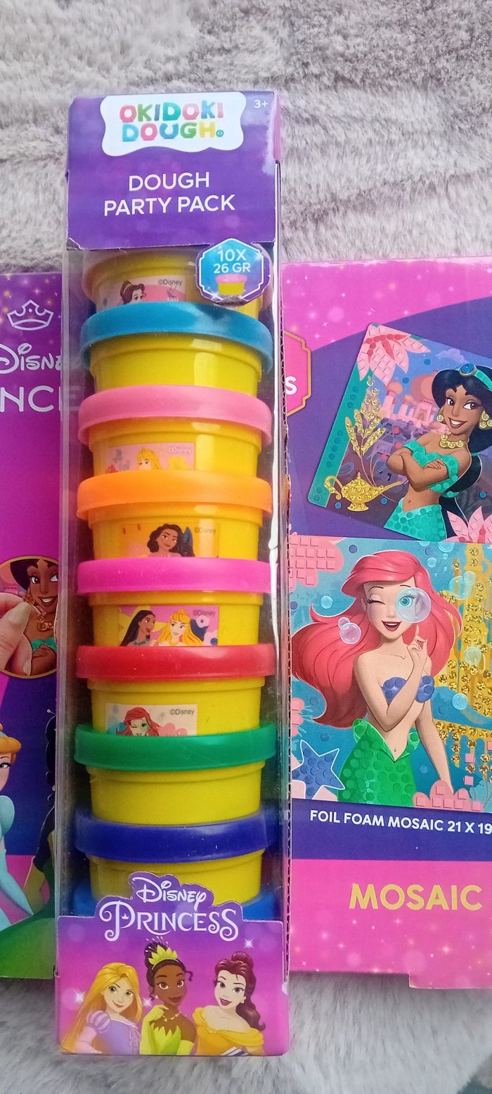 Lot princess neuf - photo numéro 5