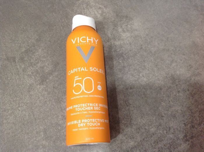 Vichy Capital Soleil brume protectrice invisible SPF50