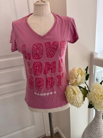 T shirt Maroon 5 T.M