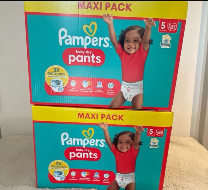 Lots 2 cartons de couches Pampers taille 5 pants