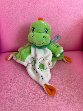 Doudou dinosaure vert