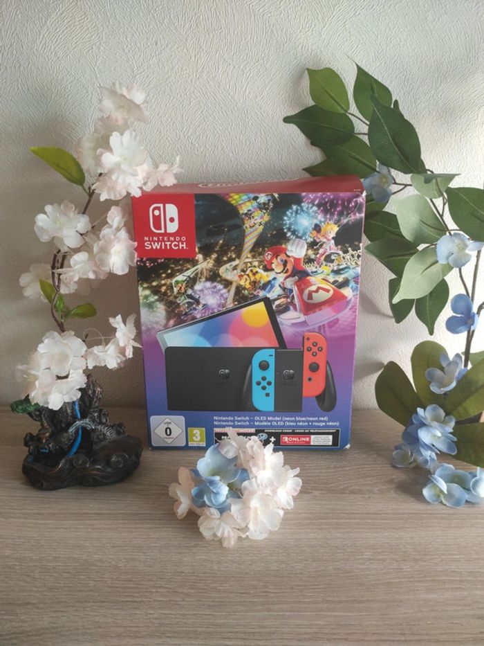 Boîte vide Nintendo Switch OLED + visuel Mario Kart 8 Deluxe