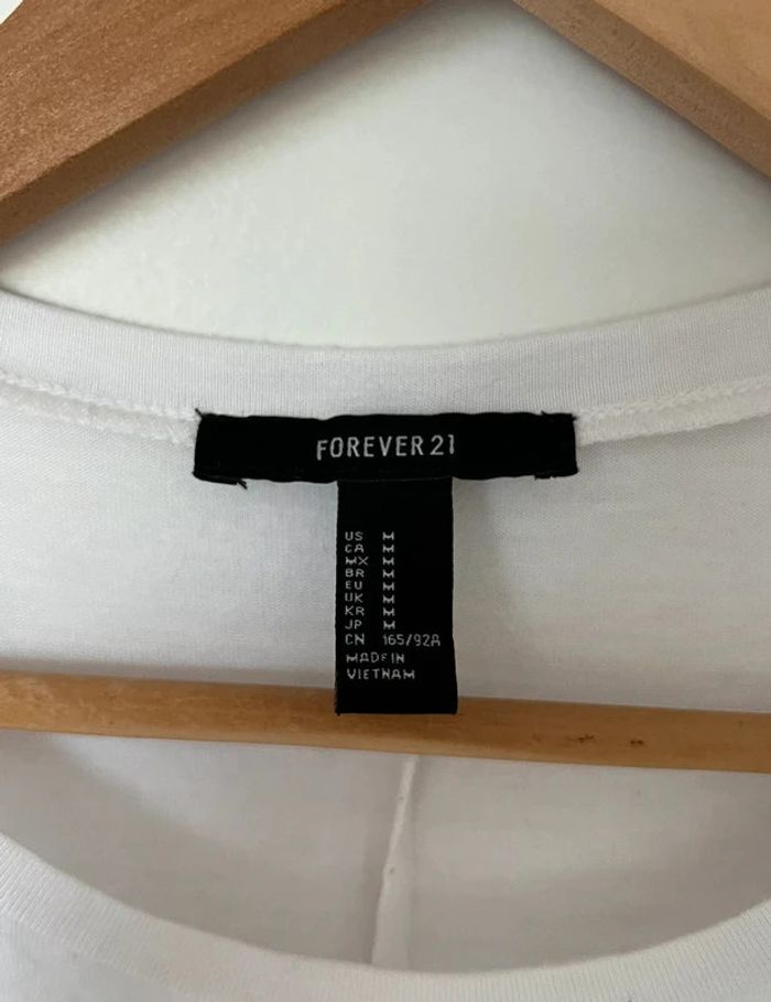 Long t shirt blanc et fendu dans le dos Forever 21 taille M - photo numéro 2
