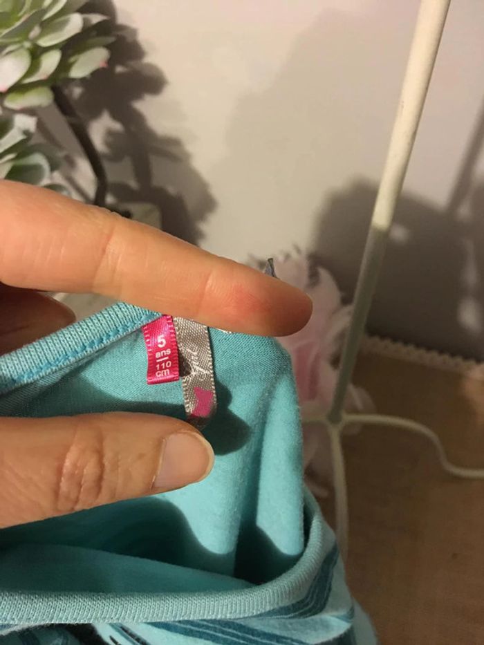 T-shirt ML fille 5 ans - photo numéro 3