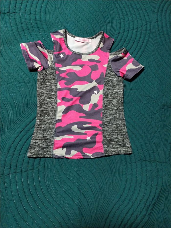T-shirt gris et rose 6 ans - photo numéro 2