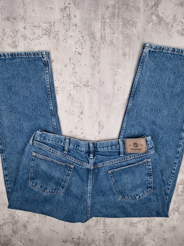 Jean Wrangler bleu – Taille 38x29 US / 48 FR Homme (mesures en photos) - photo numéro 3