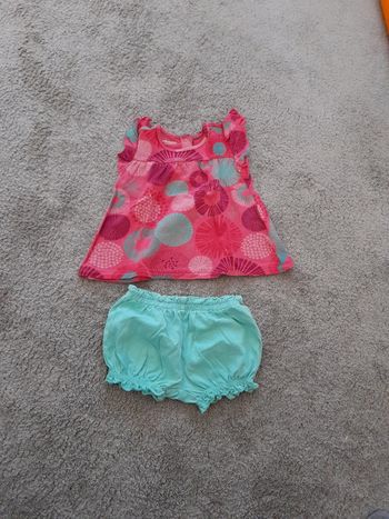 Ensemble rose et vert 12 mois