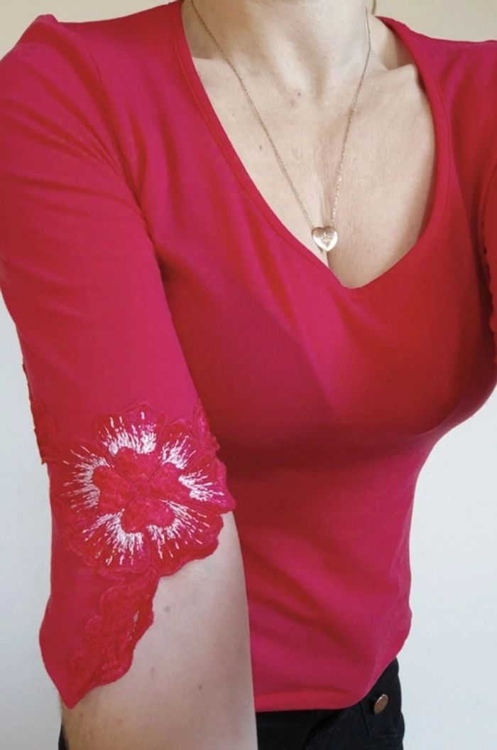 💗haut femme sexy chic rouge rose fushia avec brodé fleur t s 36 made in Italy malizia by la perla - photo numéro 5