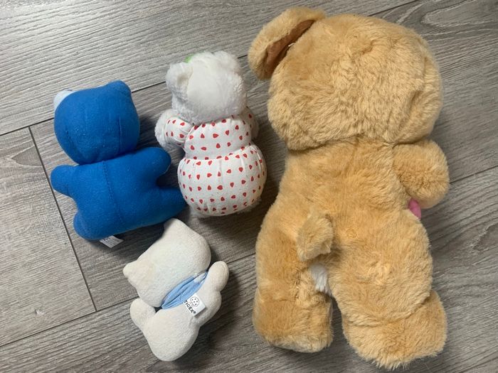 Lot peluches et jouets bébés - photo numéro 3