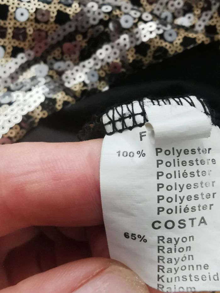 Mini jupe à sequins dorés - argentés. Taille 40 - photo numéro 7