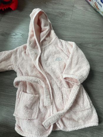 Peignoirs rose clair TBE