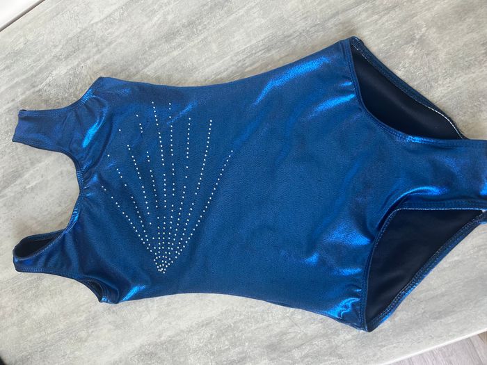 justaucorps fille taille 10 ans dance gymnastique neuf jamais porté