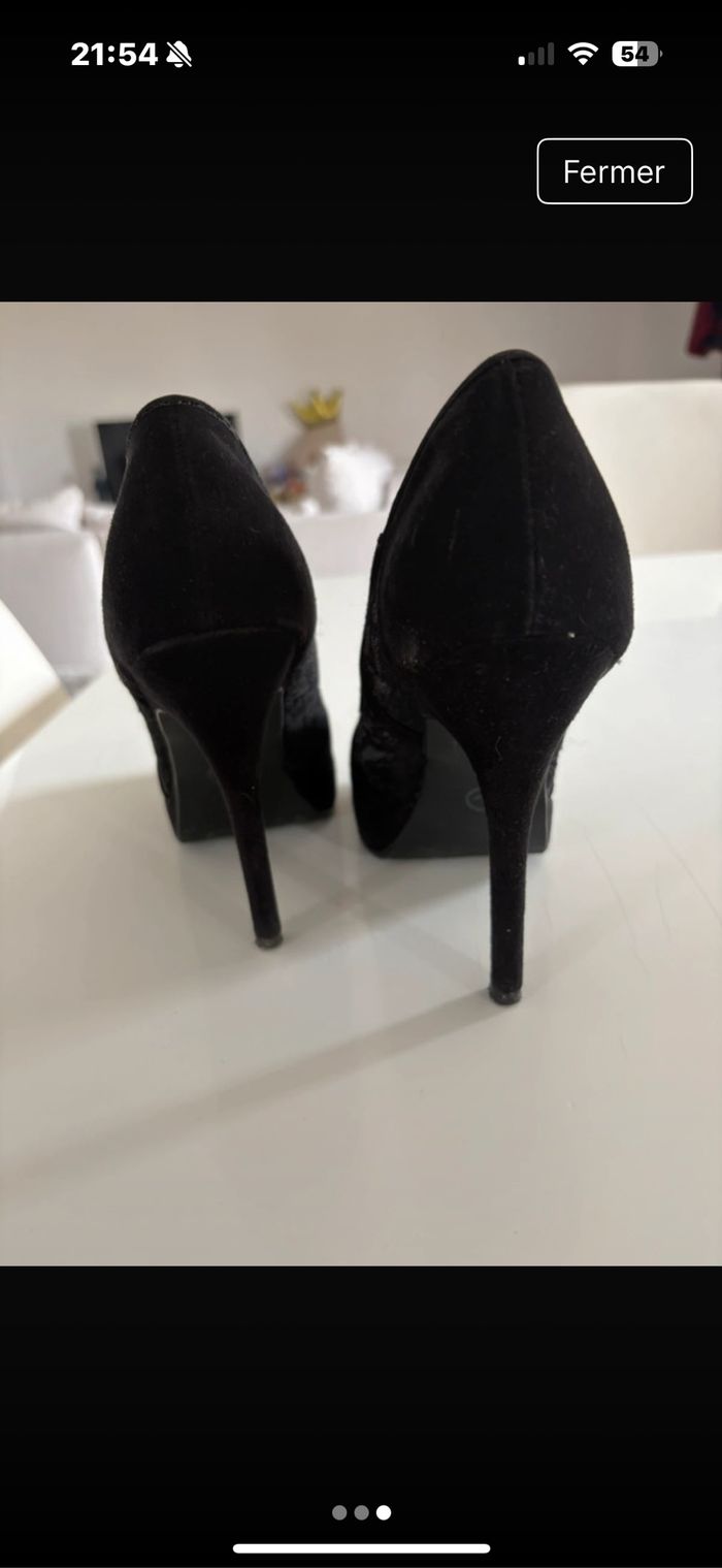 Escarpins à talons noirs - photo numéro 3