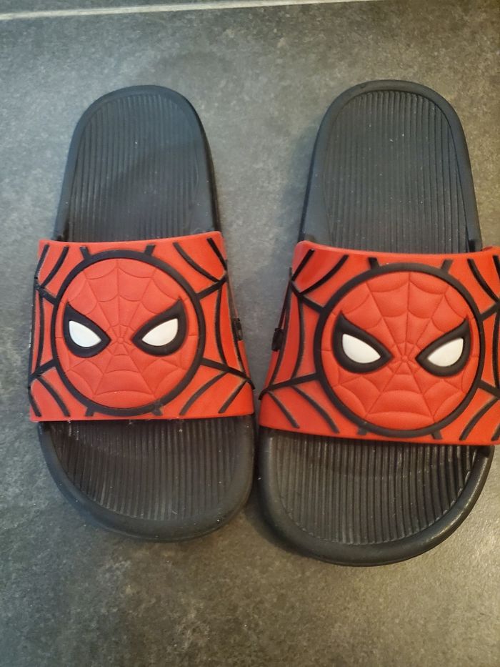 Claquette spiderman 29 30