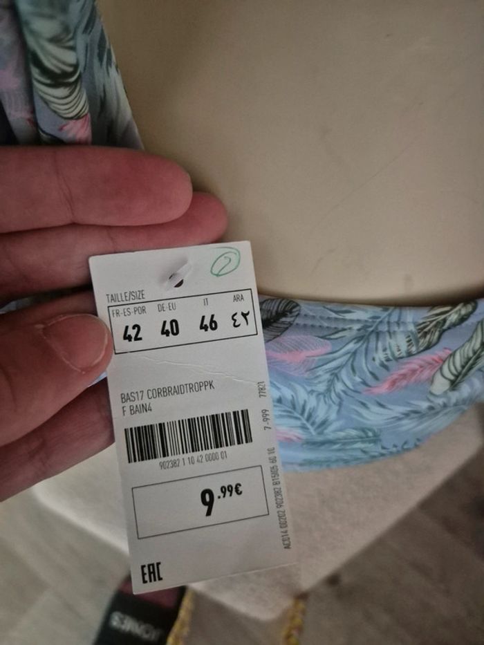 Maillot 2 pièces 40/42 - photo numéro 5