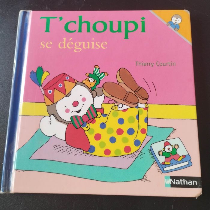 Livre enfant Nathan T'choupi