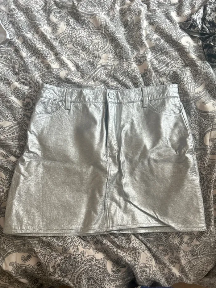 jupe argentée - photo numéro 2